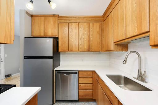6024 W 35th Street, Saint Louis Park, MN 55416