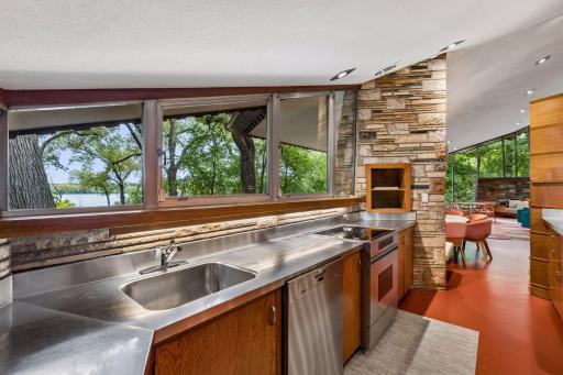 2801 Burnham Boulevard, Minneapolis, MN 55416