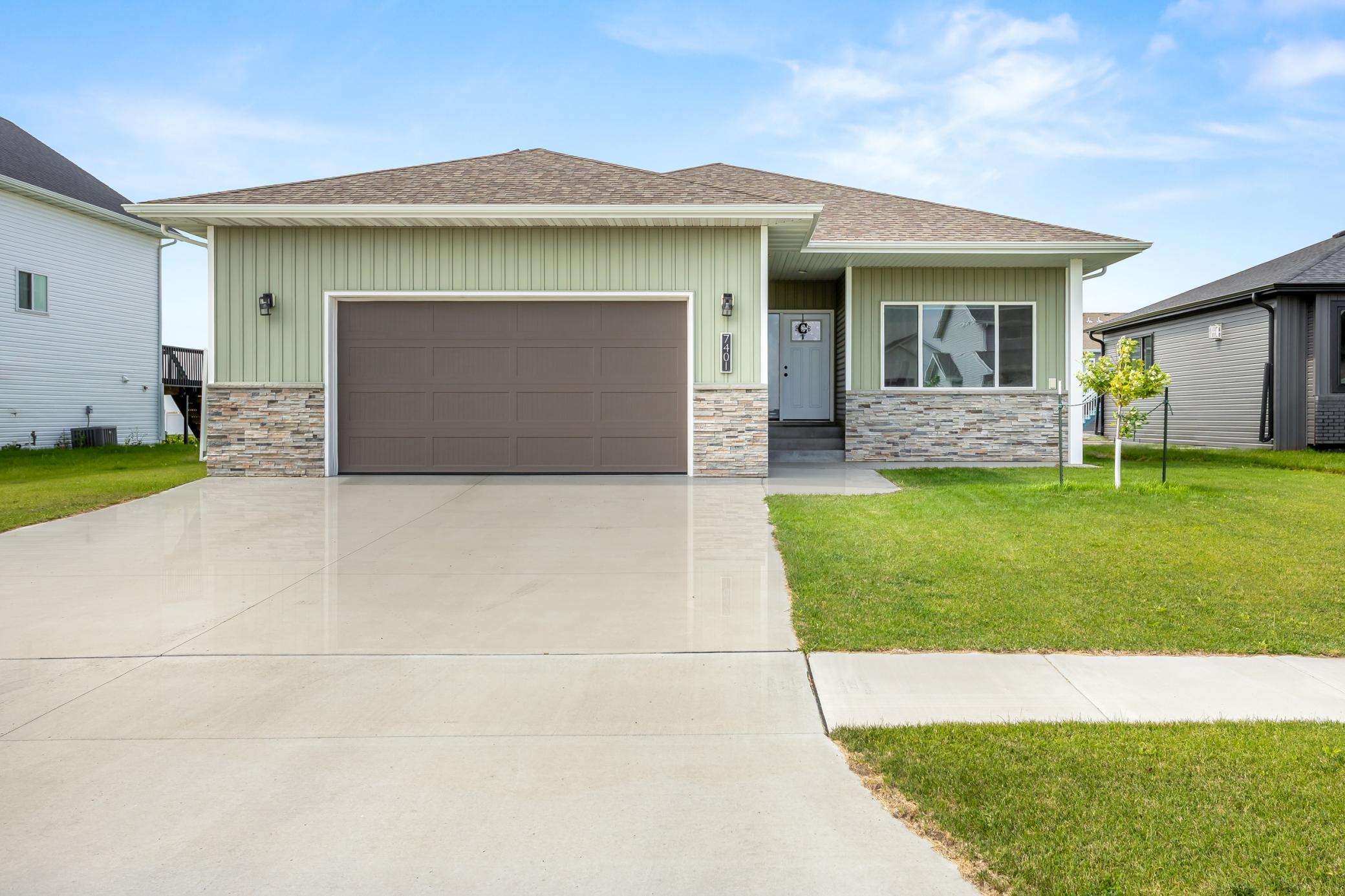 Property photo for 7401 27th Street S, Fargo, ND 58104
