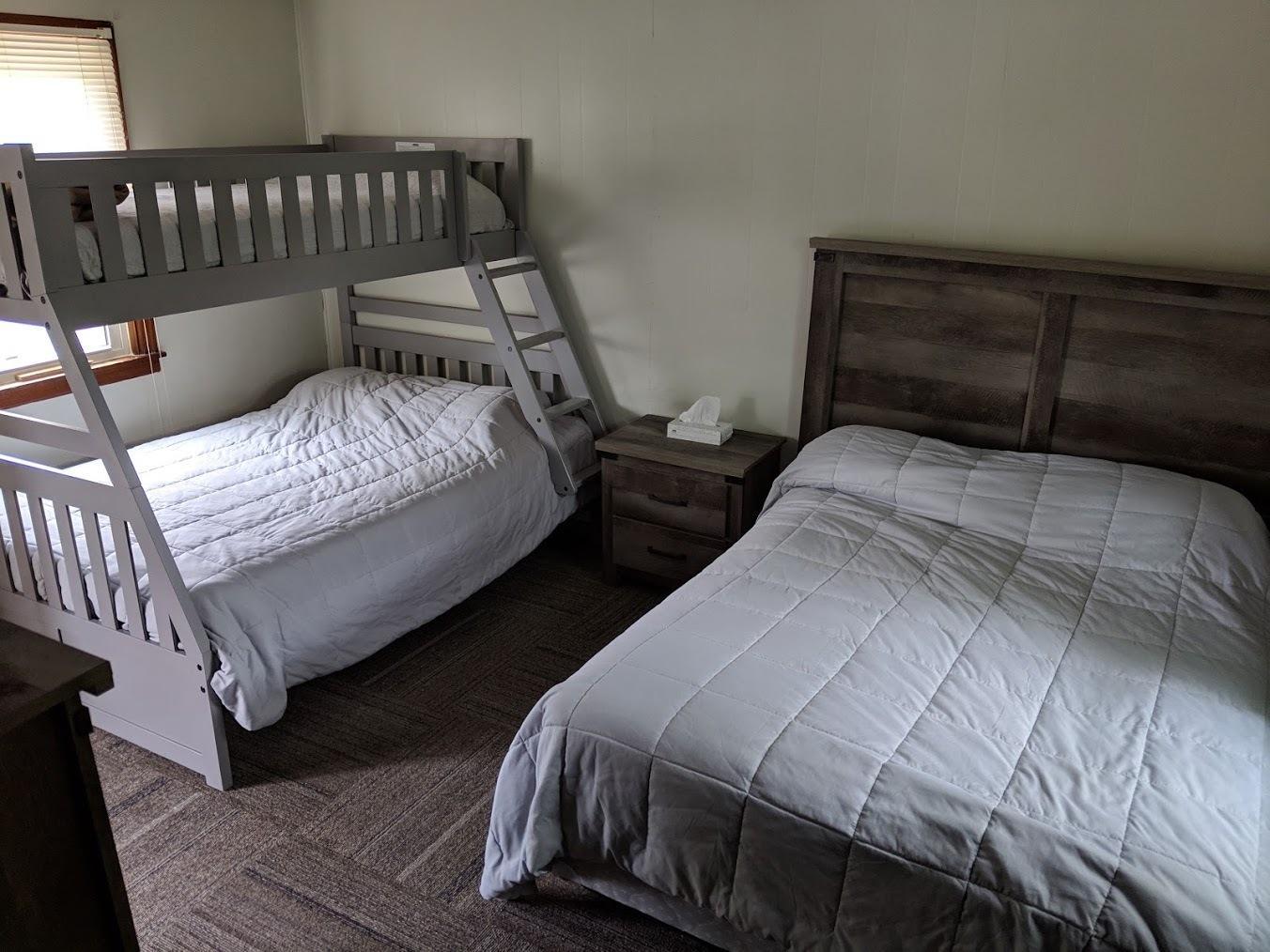Cabin_Bedroom_Image_2.jpg