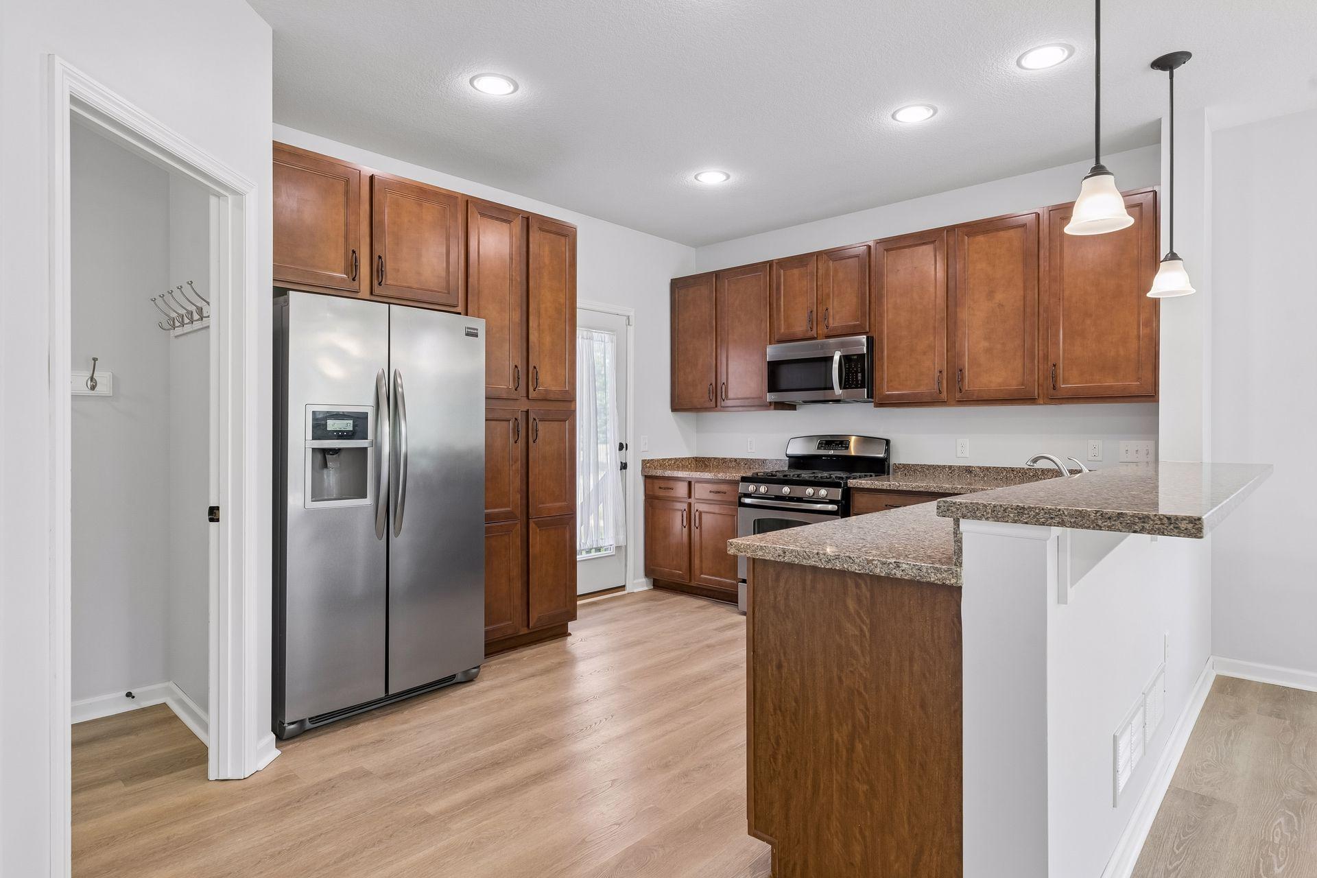 11443 Beechwood Lane (15).jpg