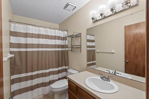 3306 Greenbrier Street, 3306D, Vadnais Heights, MN 55127