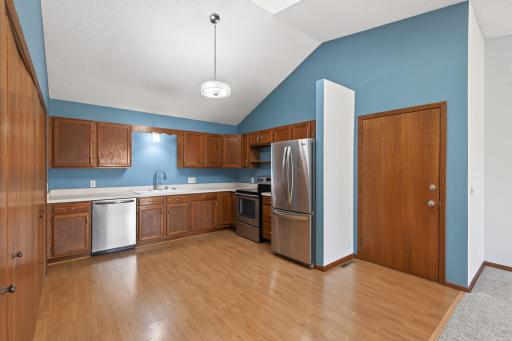3306 Greenbrier Street, 3306D, Vadnais Heights, MN 55127