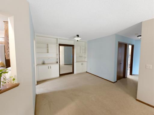 formal dining room with built-ins!