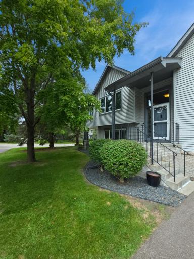 2552 Manitou Lane, White Bear Lake, MN 55110