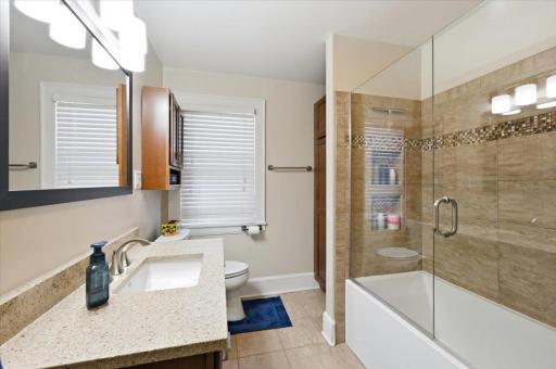 1817 N 16th Street, Superior, WI 54880