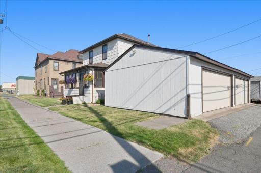 1817 N 16th Street, Superior, WI 54880
