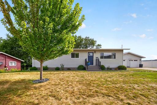 Photo for 171 Hillwood Drive, Lake City, MN 55041 - listing #7132336 171 Hillwood Drive, Lake City, MN 55041