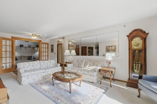 32 11th Avenue S, 216, Hopkins, MN 55343