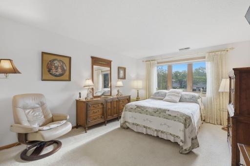 32 11th Avenue S, 216, Hopkins, MN 55343
