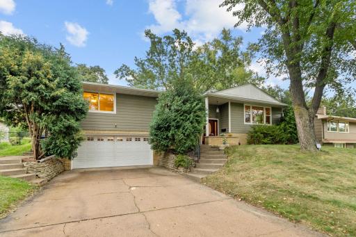 2401 Gettysburg Avenue S, Saint Louis Park, MN 55426