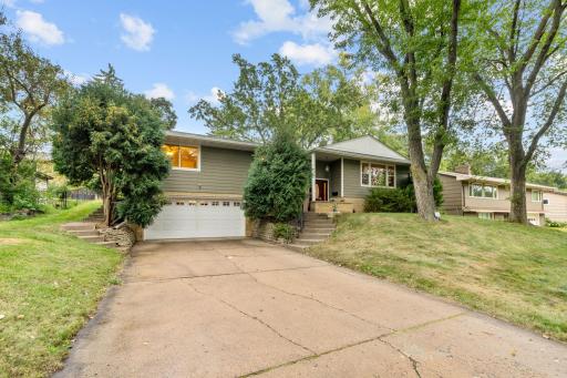 2401 Gettysburg Avenue S, Saint Louis Park, MN 55426