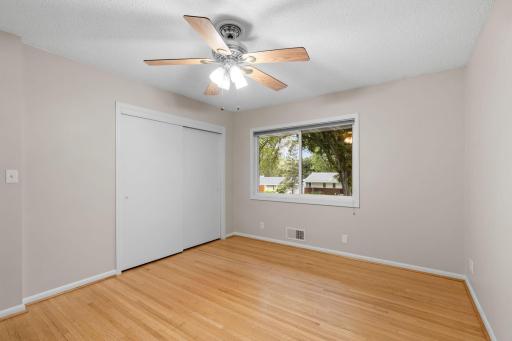 2401 Gettysburg Avenue S, Saint Louis Park, MN 55426