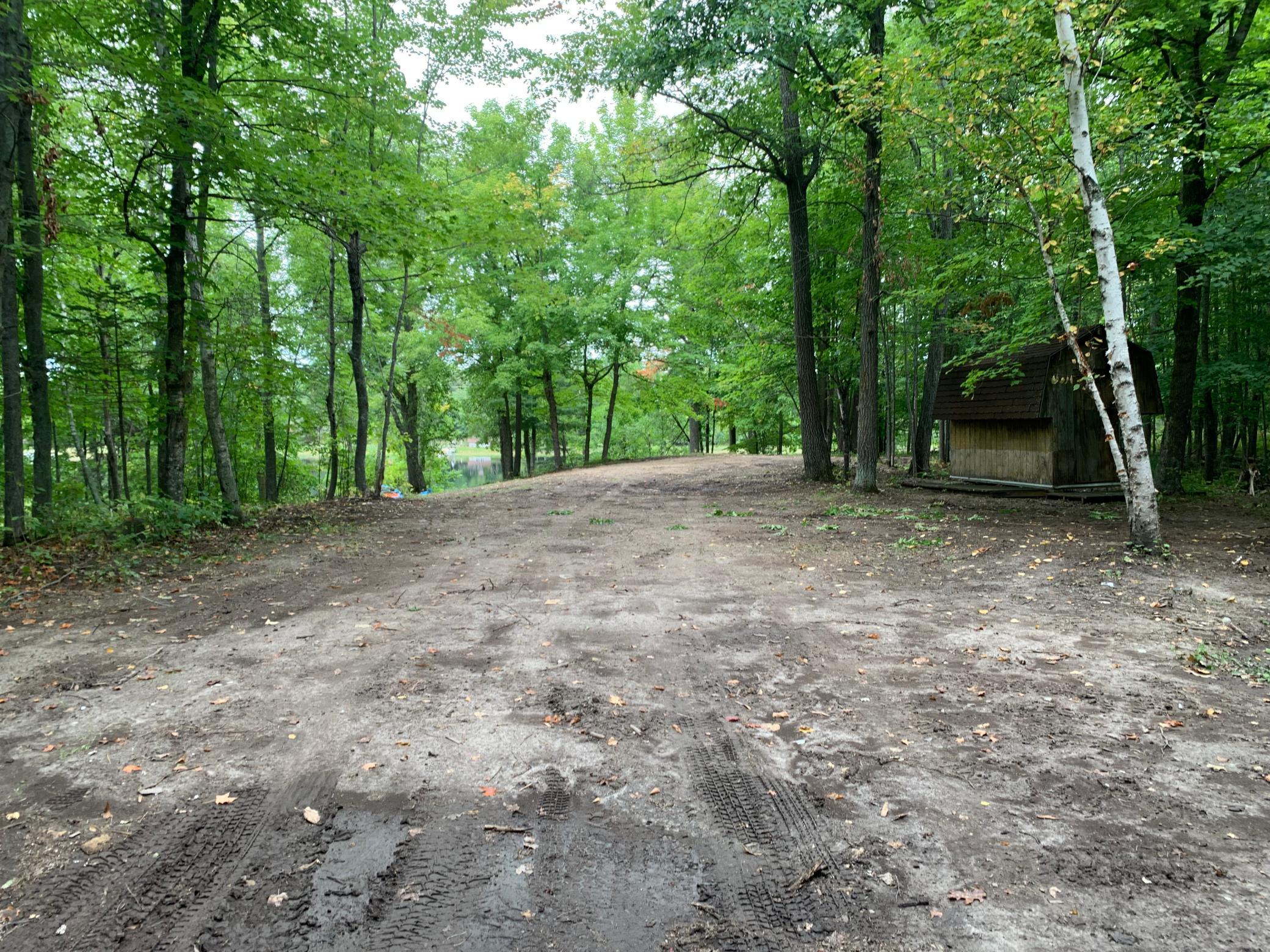 Trillium lot.jpg