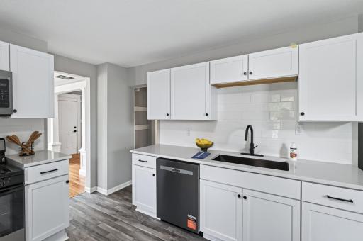 15_156_Granite15_mls.jpg