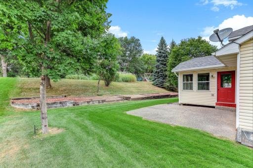 4916 Helmo Avenue N, Oakdale, MN 55128