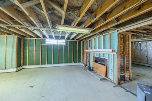 716 5th Street S, Virginia, MN 55792