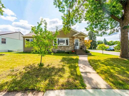 716 5th Street S, Virginia, MN 55792