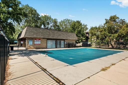 3421 Kent Street, 601, Shoreview, MN 55126