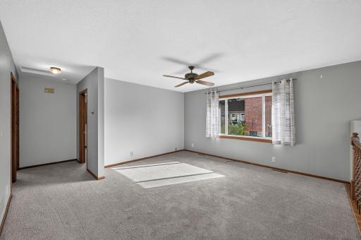 2715 10th Avenue E, North Saint Paul, MN 55109