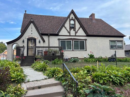 Photo for 1206 Russell Avenue N, Minneapolis, MN 55411 - listing #7132436 1206 Russell Avenue N, Minneapolis, MN 55411