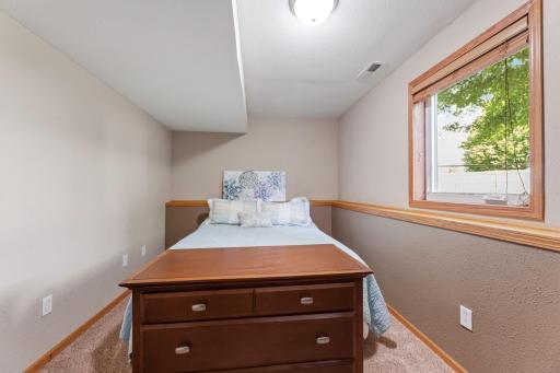1162 Perigrine Dr SE Rochester MN (14).jpg
