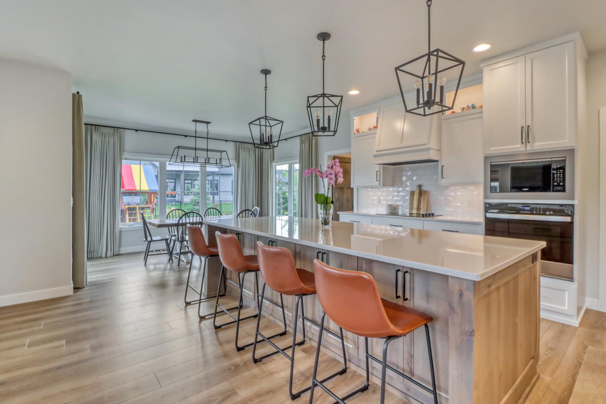 Kitchen1_2.jpg