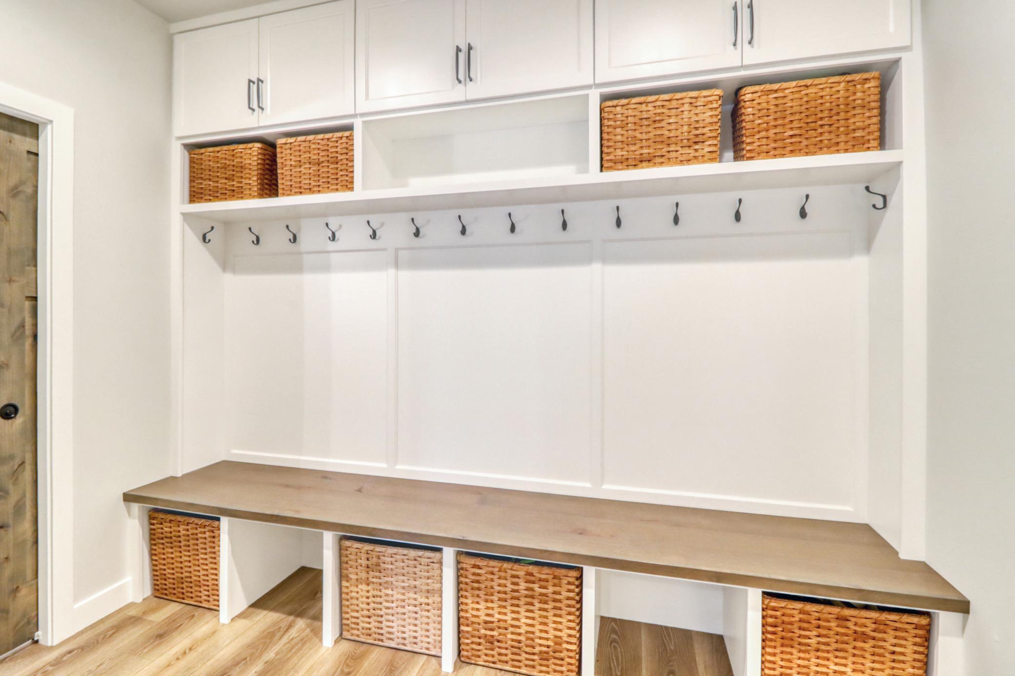 Mudroom1_1.jpg