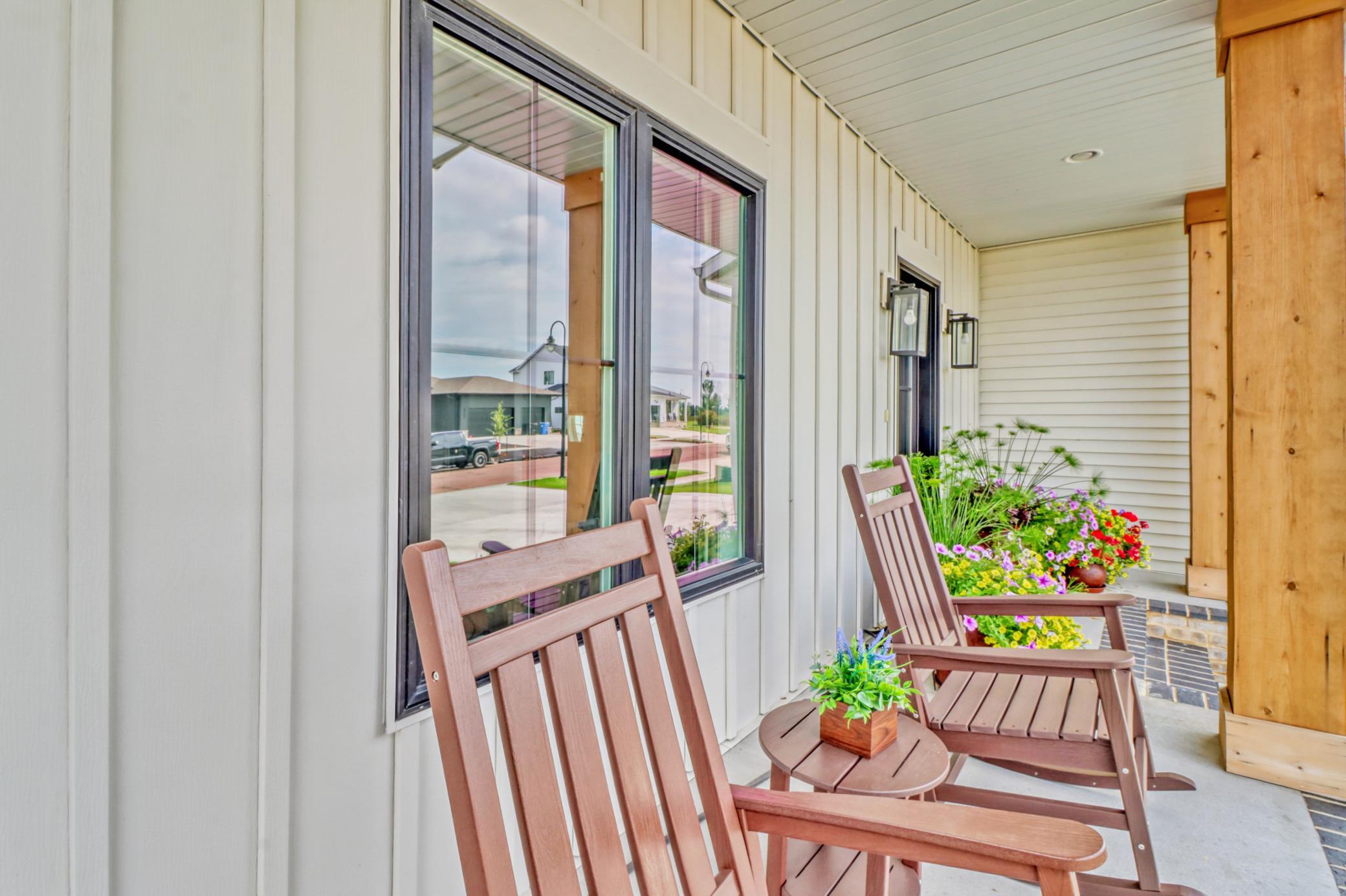 Front_deck1_1.jpg
