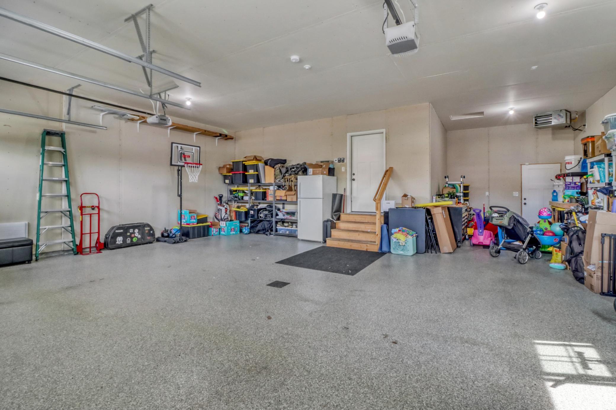 Garage1_1.jpg