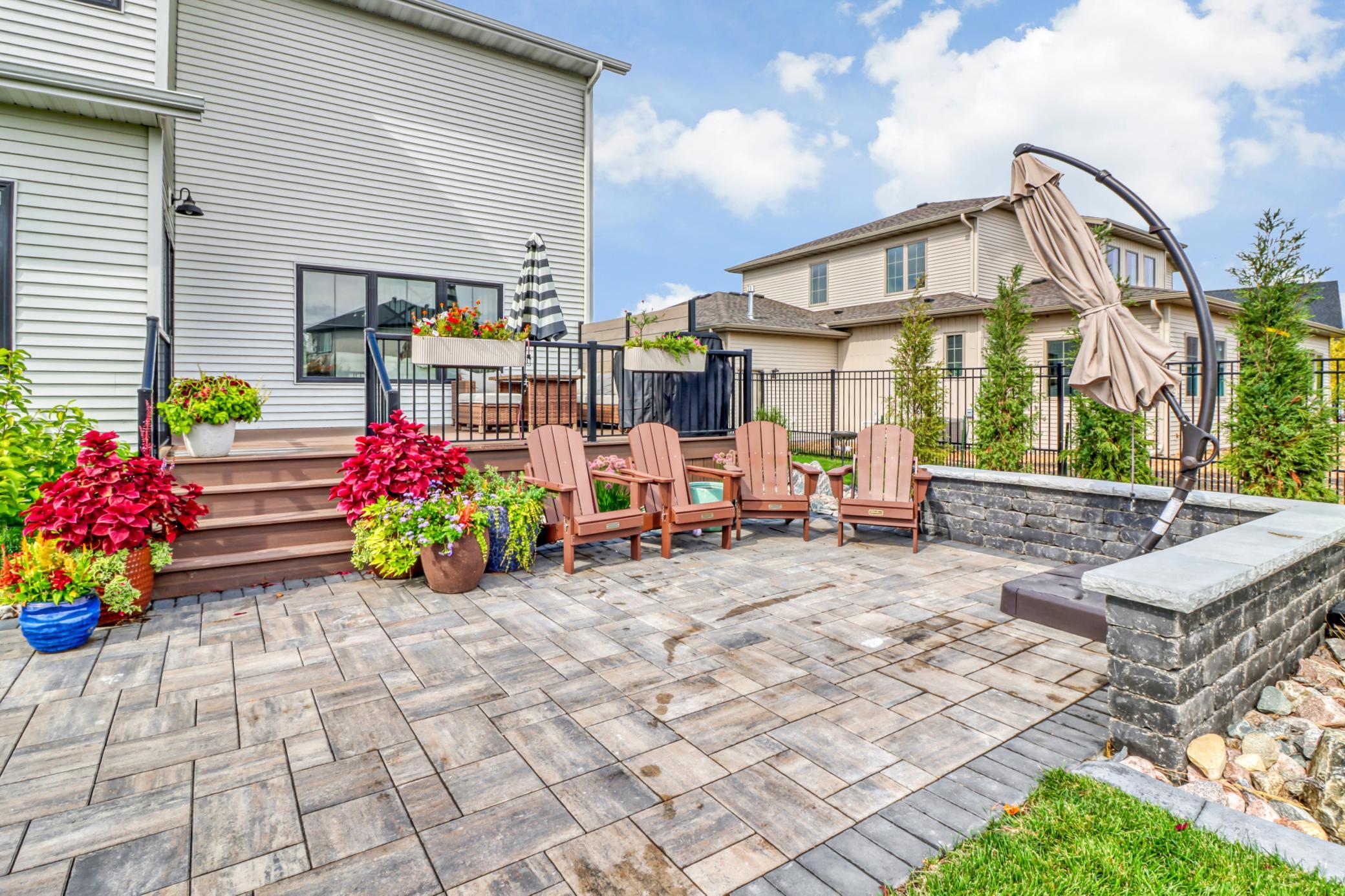 Backyard_Patio1_1.jpg