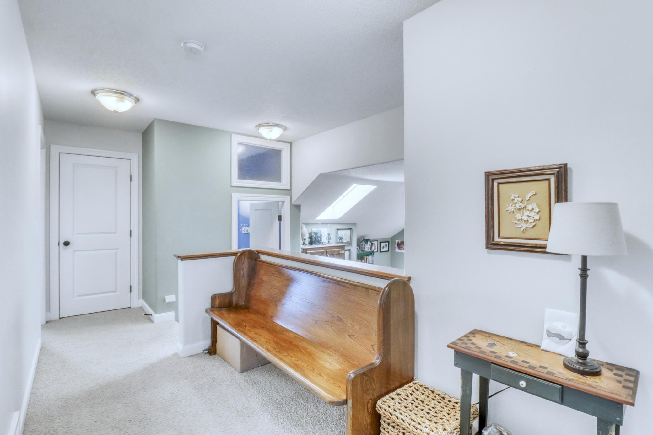 Upstairs1_7.JPG
