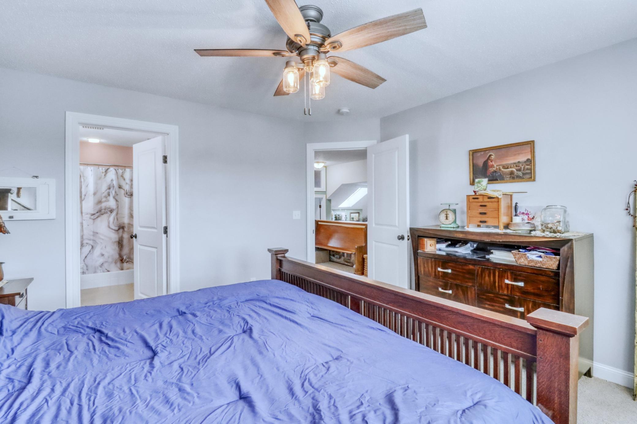 Primary Bedroom1_2.JPG