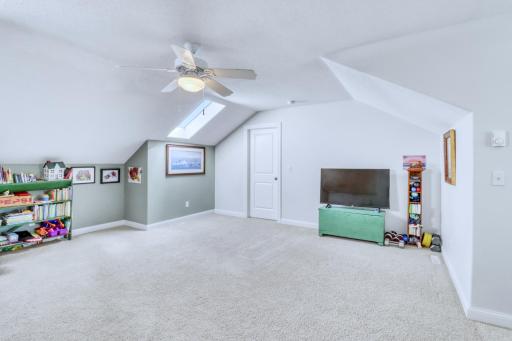 4945 38th Avenue S, Fargo, ND 58104