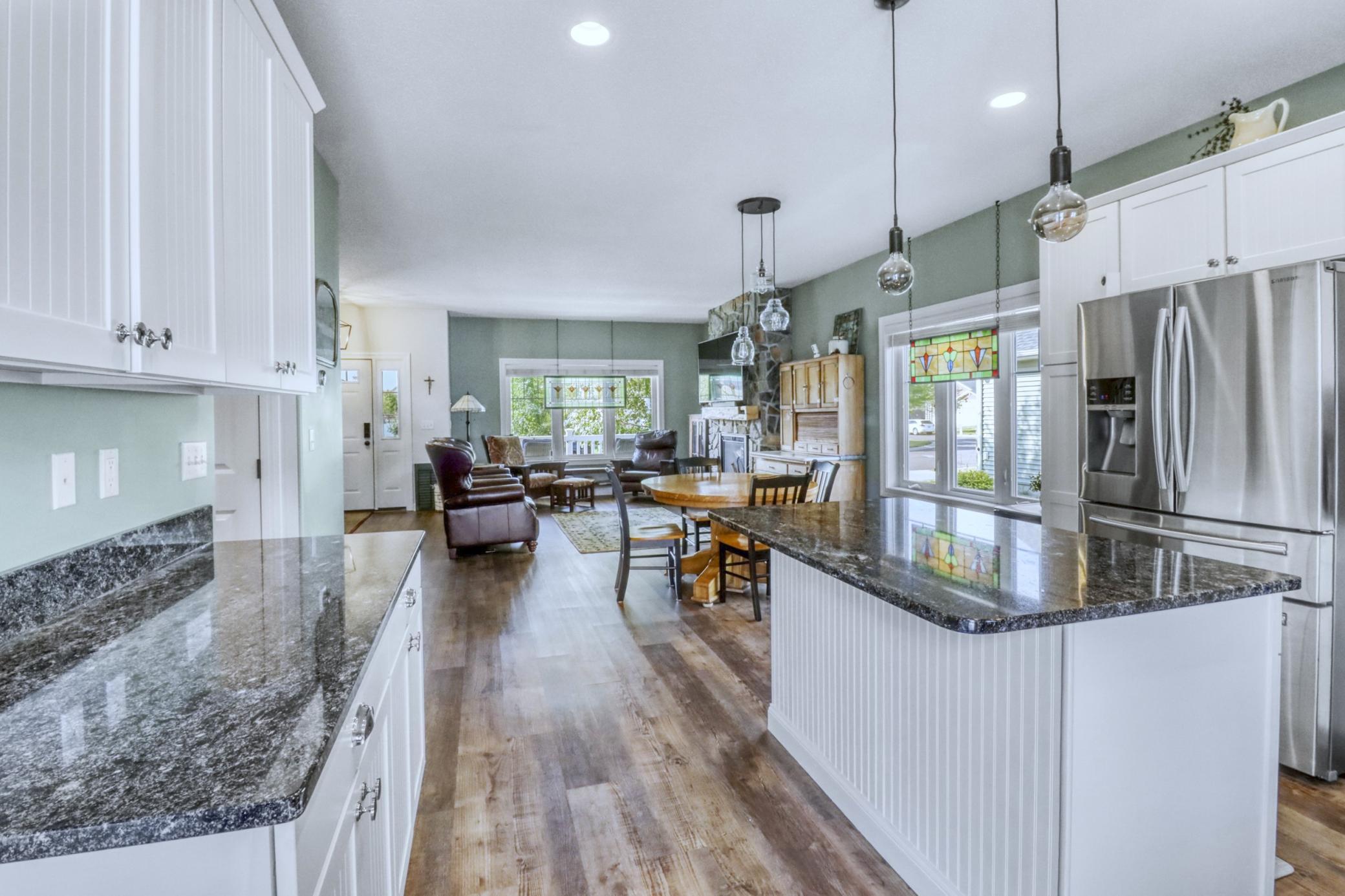 Kitchen1_7.JPG