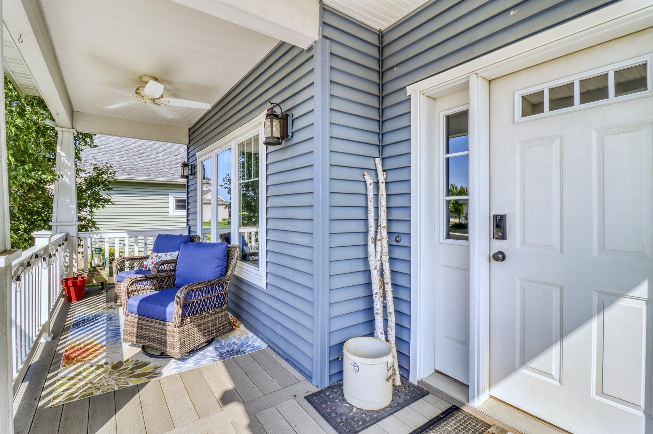 Front_Deck1_1.JPG