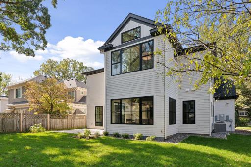 5341 Kellogg Avenue, Edina, MN 55424