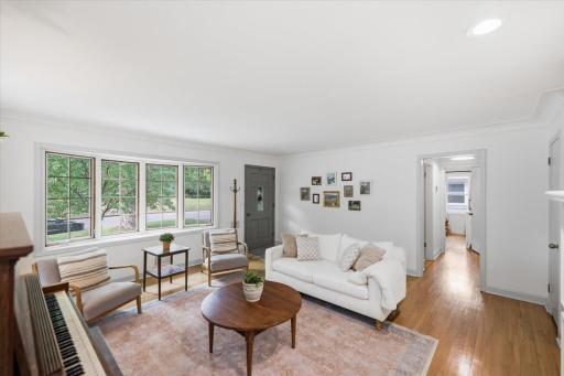4504 Halifax Avenue N, Robbinsdale, MN 55422