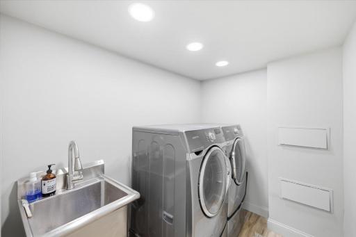 4504 Halifax Avenue N, Robbinsdale, MN 55422