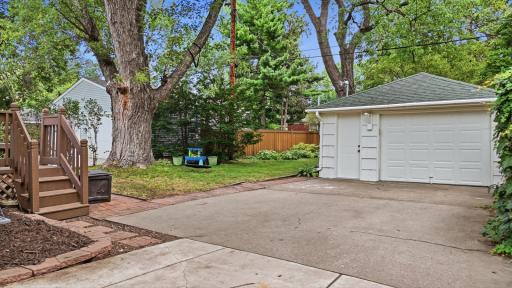 4504 Halifax Avenue N, Robbinsdale, MN 55422