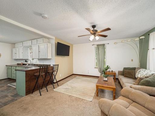 017-003-Living Room-1024x768.jpg