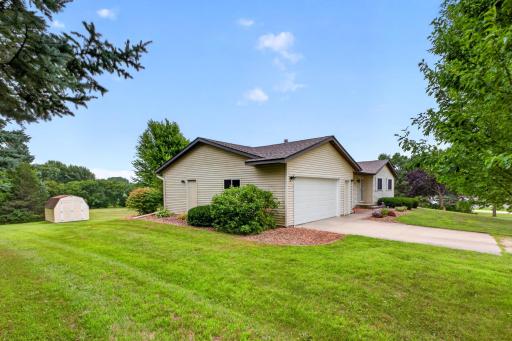 524 10th Avenue SE, Byron, MN 55920