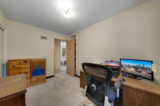 4th bedroom.