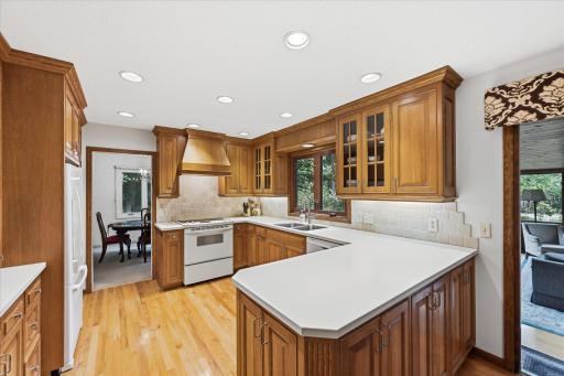 5665 Star Circle, Shorewood, MN 55331