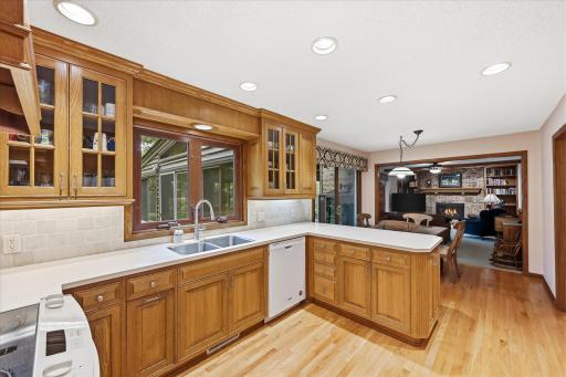 5665 Star Circle, Shorewood, MN 55331
