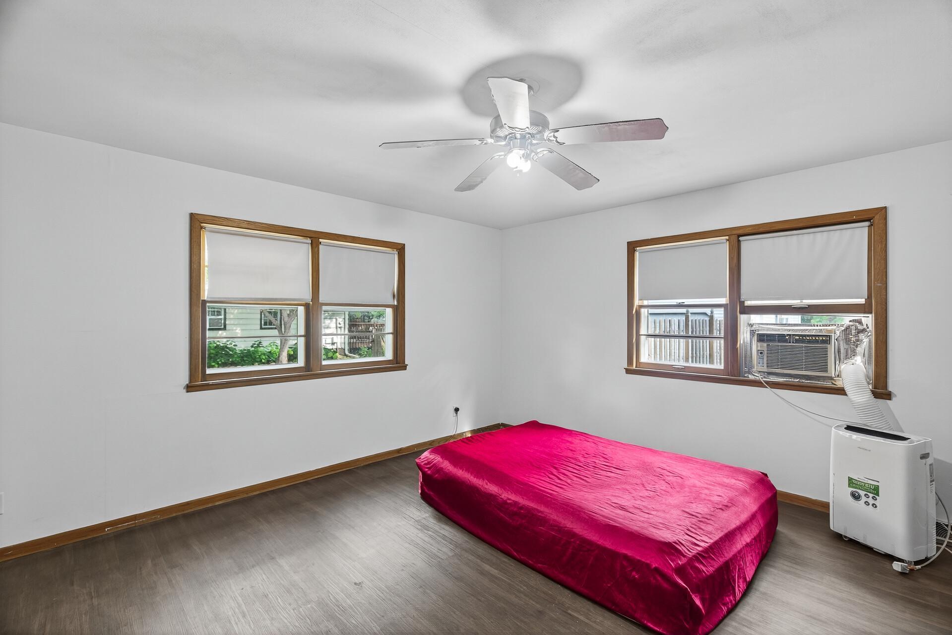 Main level large primary bedroom