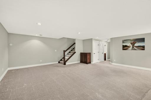 2238 Glady Lane NE, Rochester, MN 55906