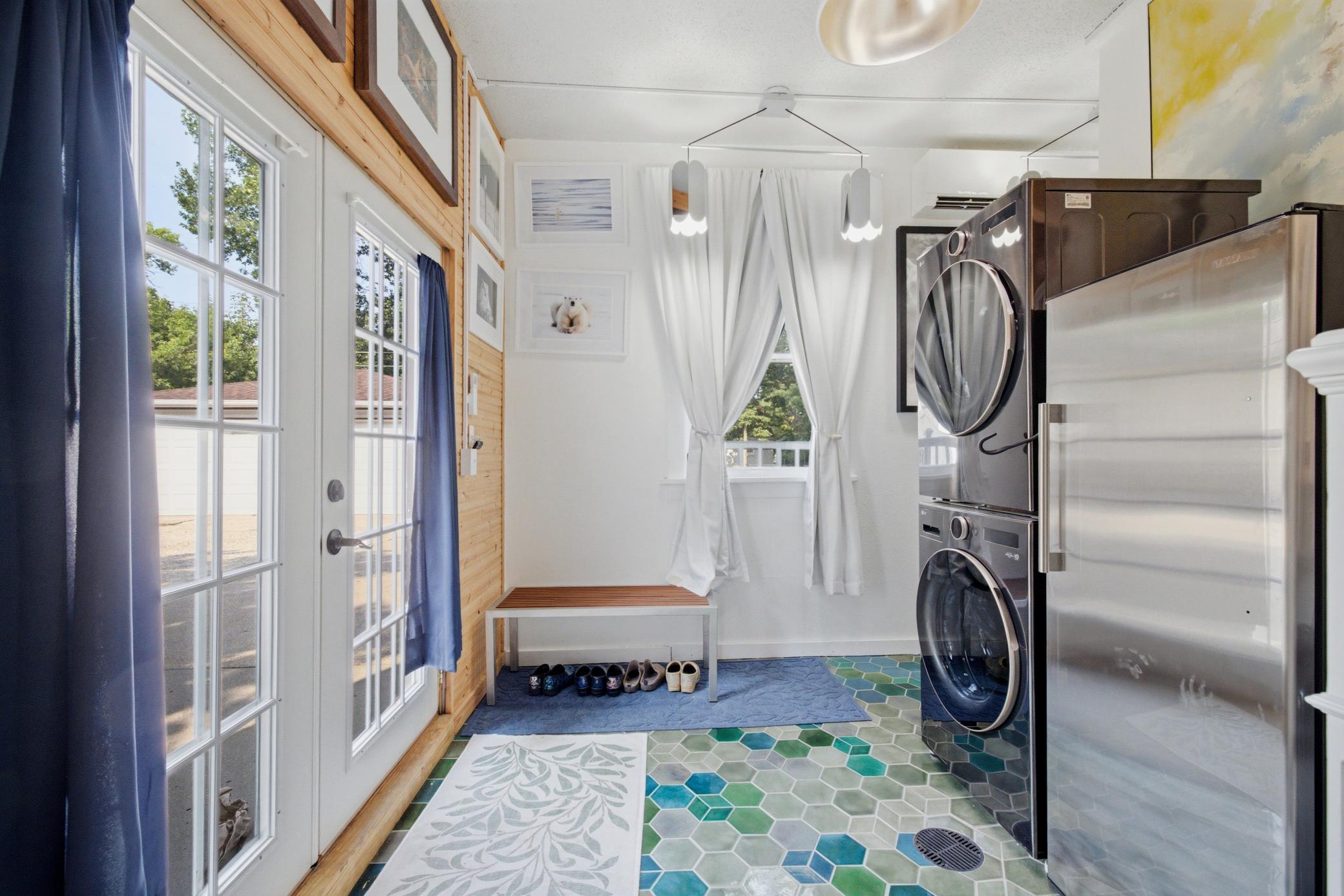 1236 Broadway Drive N Fargo - Built in 1917_L9A0457_d20ed6ec 00014.jpg