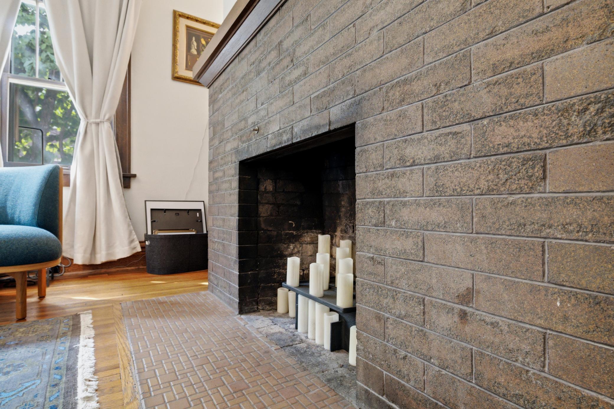 1236 Broadway Drive N Fargo - Built in 1917_L9A0737_89fc9dd1 00118.jpg