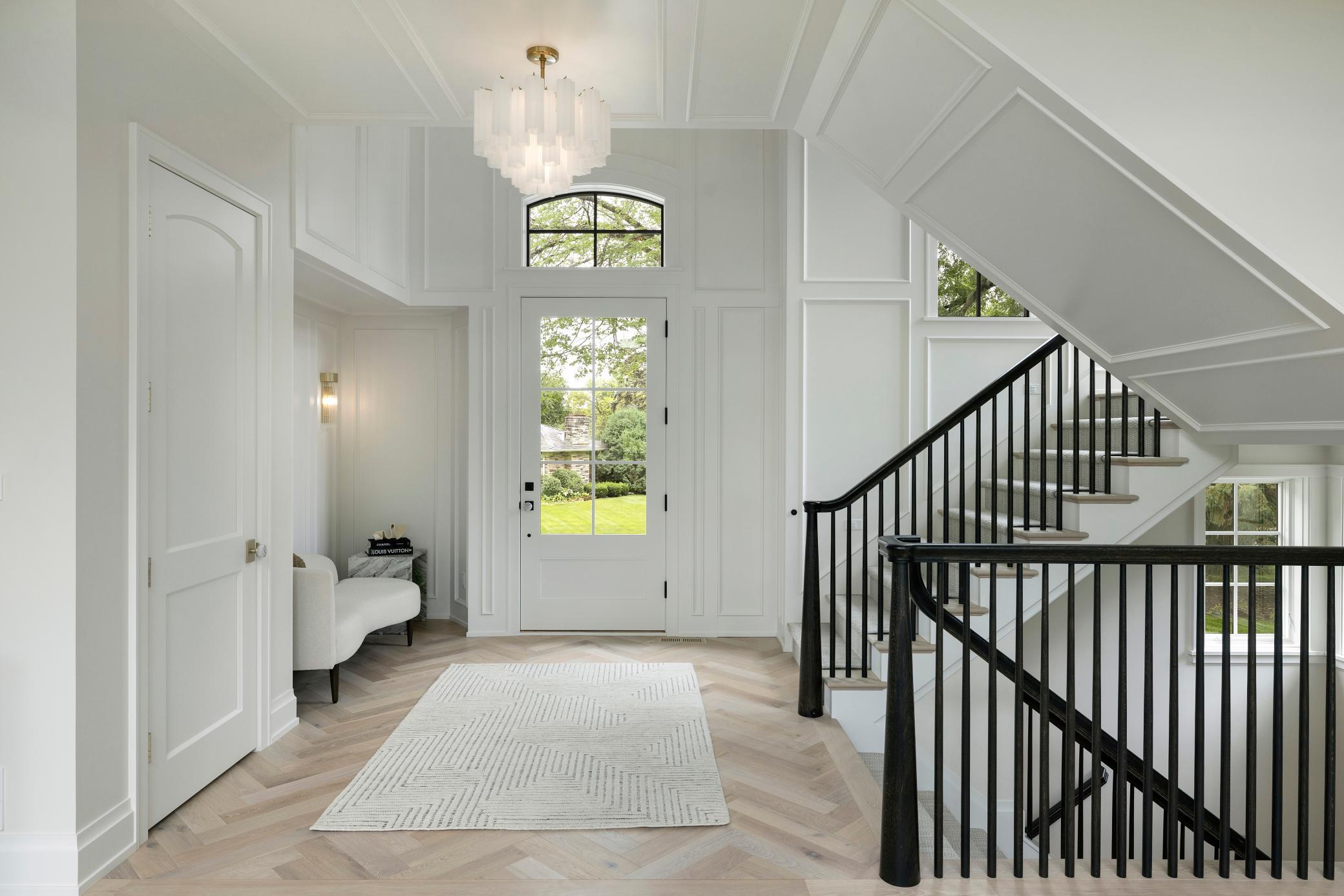 2. Foyer.jpg